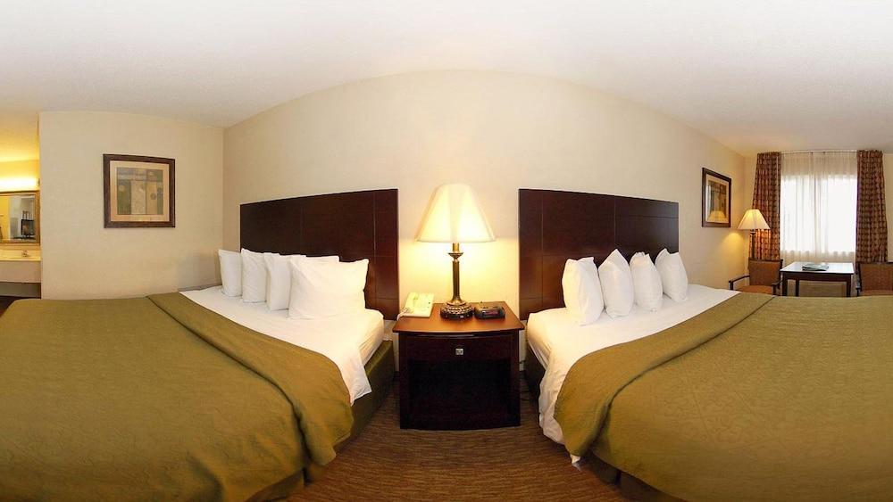Quality Inn Russellville I-40 Экстерьер фото