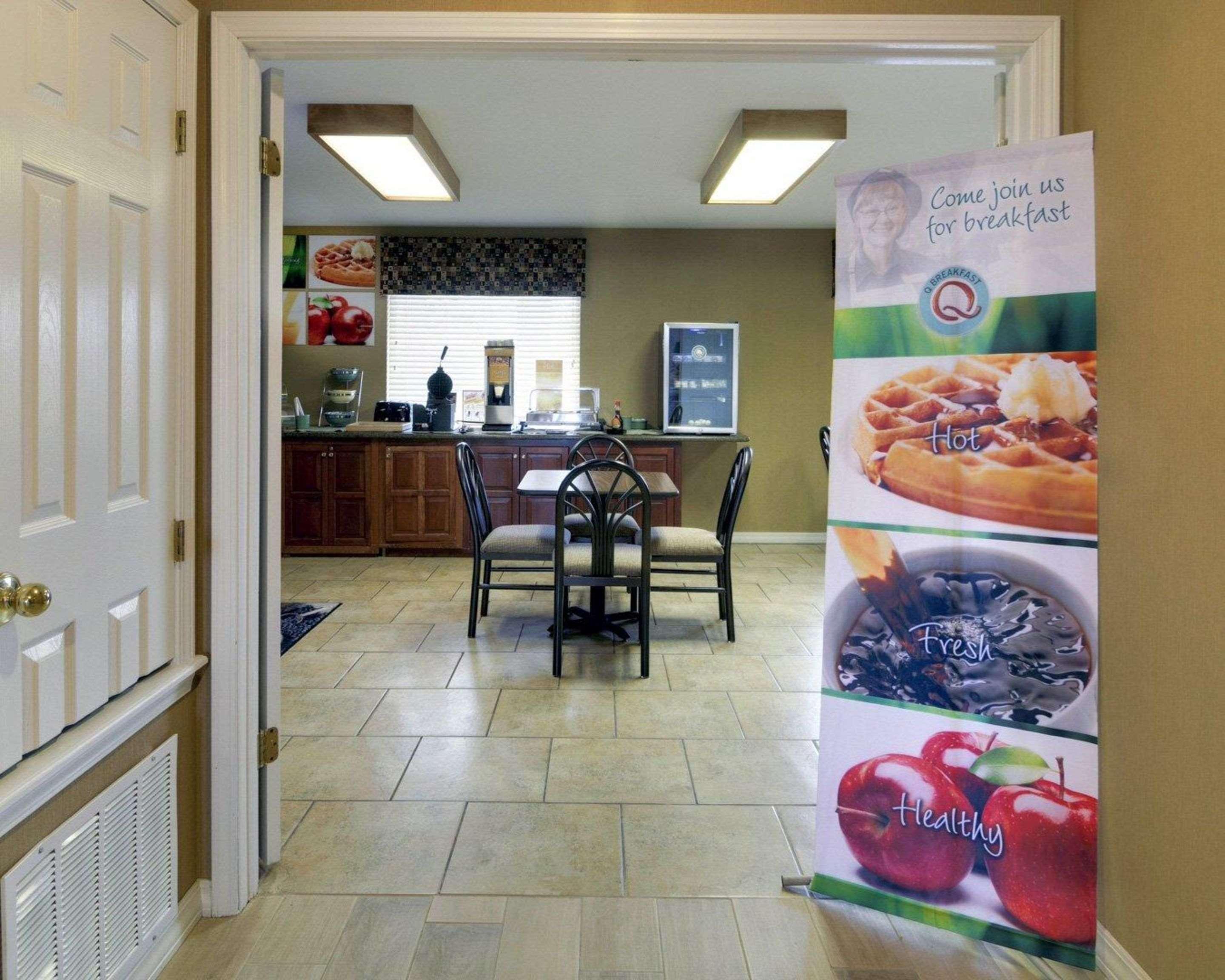 Quality Inn Russellville I-40 Экстерьер фото